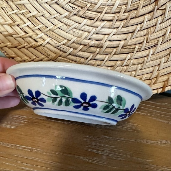 Polish Pottery Boleslawiec Hand Painted Ceramic Soap Dish - Picture 4 of 6